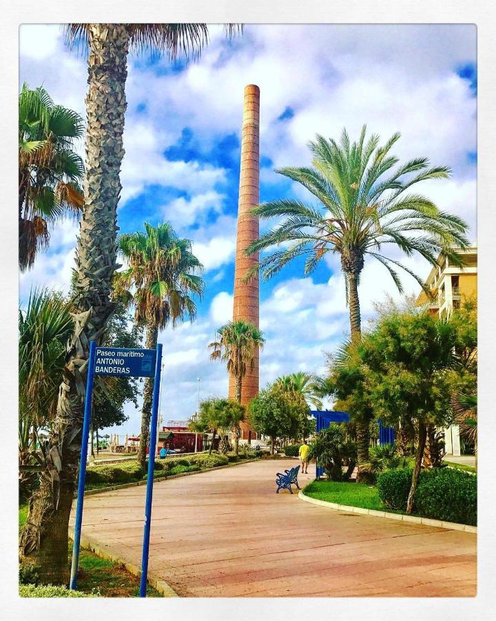 Precioso Apartamento A 5 Minutos Andando De La Playa Málaga Exterior foto